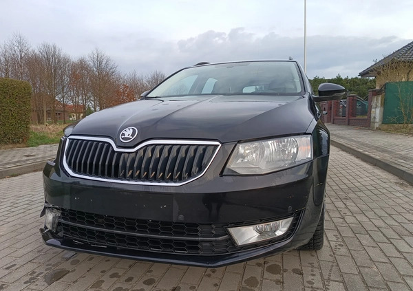 Skoda Octavia cena 26900 przebieg: 130000, rok produkcji 2015 z Nysa małe 379